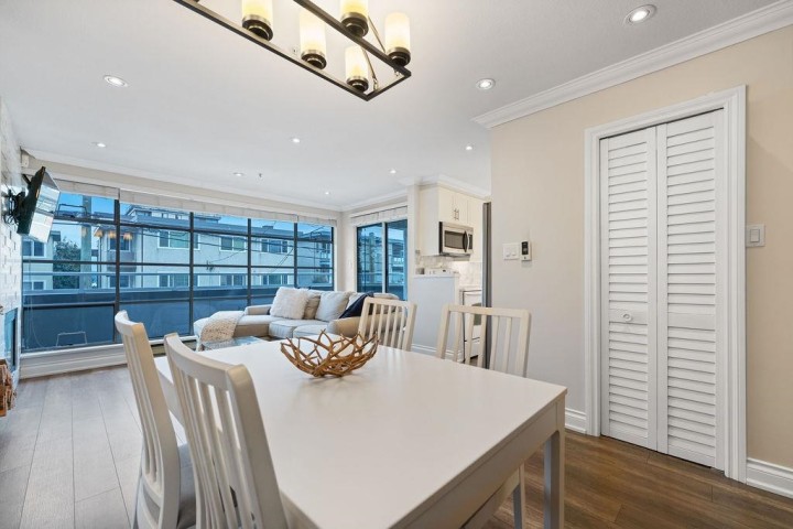 Photo 13 at 203 - 2287 W 3rd Avenue, Kitsilano, Vancouver West