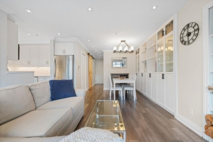 Photo 8 at 203 - 2287 W 3rd Avenue, Kitsilano, Vancouver West