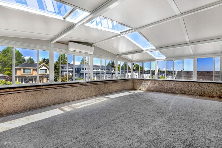 Photo 16 at 295 W 63rd Avenue, Marpole, Vancouver West