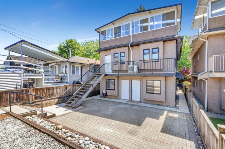 Photo 24 at 295 W 63rd Avenue, Marpole, Vancouver West