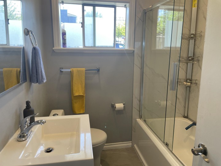 Photo 5 at 3305 Worthington Drive, Renfrew Heights, Vancouver East