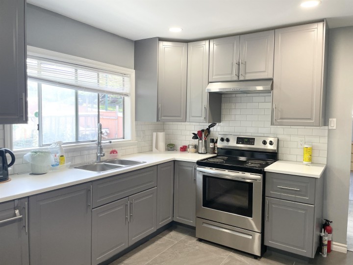 Photo 10 at 3305 Worthington Drive, Renfrew Heights, Vancouver East
