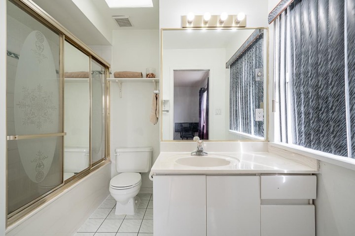Photo 16 at 1407 E 12th Avenue, Grandview Woodland, Vancouver East