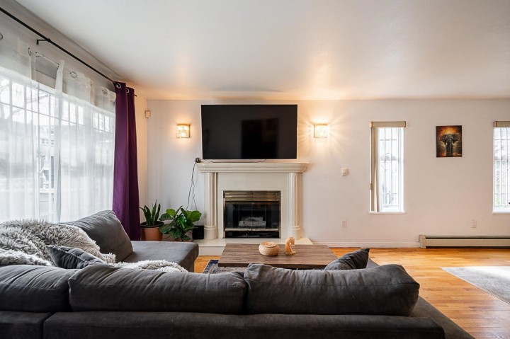 Photo 1 at 1407 E 12th Avenue, Grandview Woodland, Vancouver East