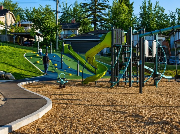 Photo 13 at 3141 E Broadway, Renfrew VE, Vancouver East