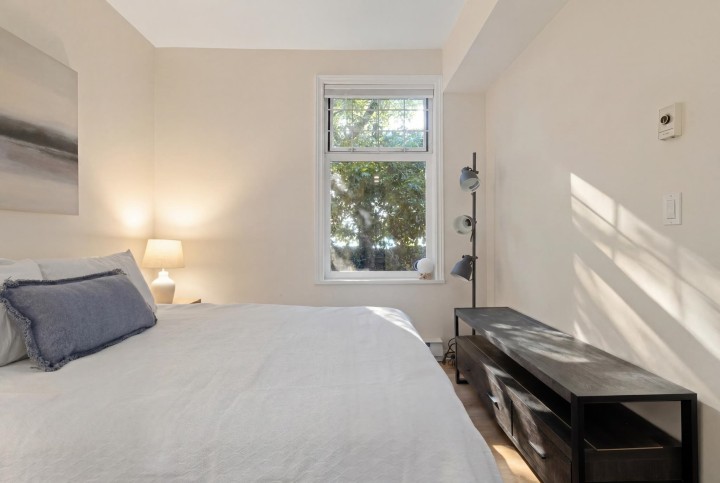 Photo 11 at 102 - 2588 Alder Street, Fairview VW, Vancouver West
