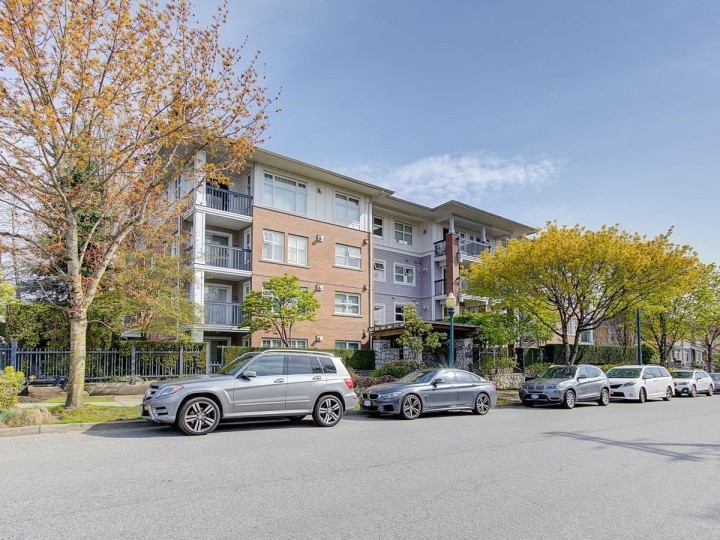 Photo 1 at 210 - 995 W 59th Avenue, South Cambie, Vancouver West