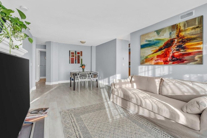 Photo 5 at 210 - 995 W 59th Avenue, South Cambie, Vancouver West