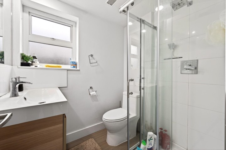 Photo 23 at 2532 E 24th Avenue, Renfrew Heights, Vancouver East