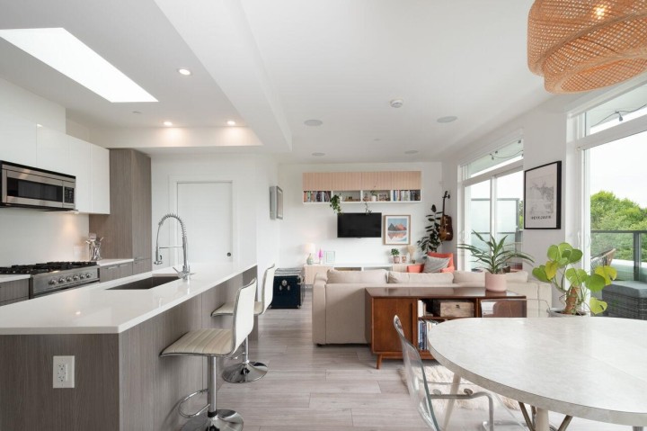 Photo 4 at PH2 - 979 E 19th Avenue, Fraser VE, Vancouver East