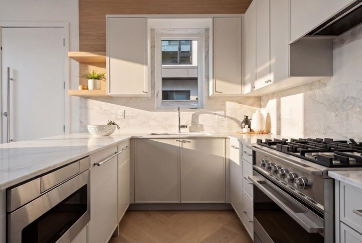 Photo 12 at 2 - 364 E 23rd Avenue, Main, Vancouver East