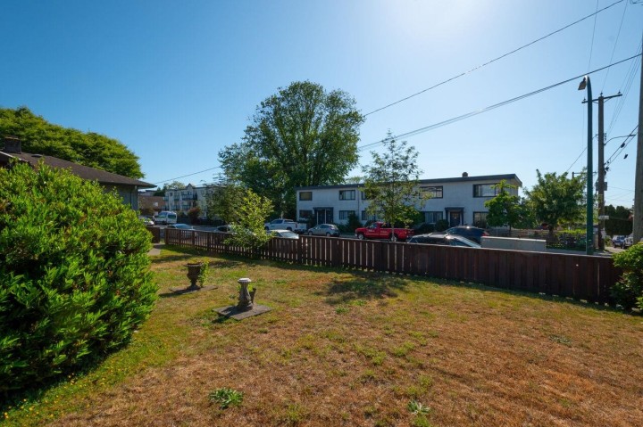 Photo 34 at 106 N Templeton Drive, Hastings, Vancouver East