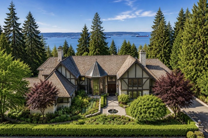 Photo 1 at 2980 Palmerston Avenue, Altamont, West Vancouver