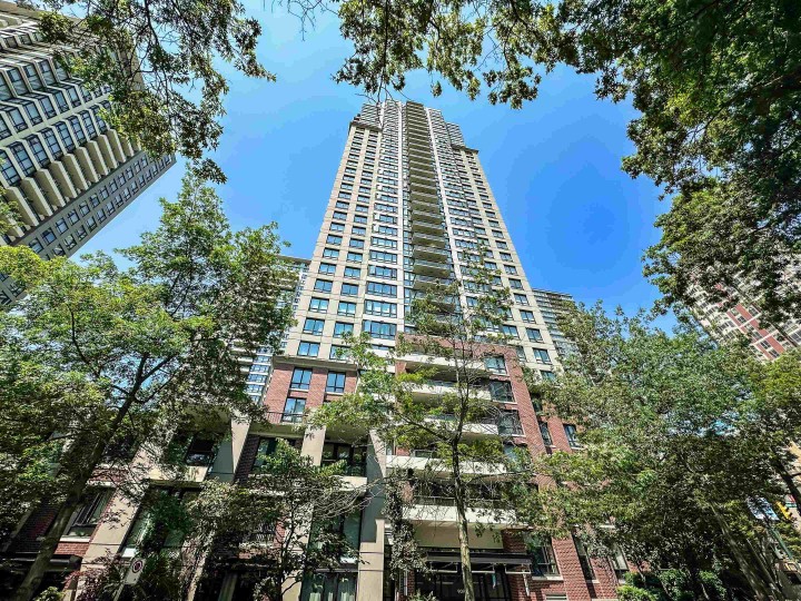 Photo 25 at 1405 - 909 Mainland Street, Yaletown, Vancouver West