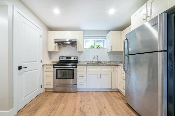 Photo 31 at 880 Jefferson Avenue, Sentinel Hill, West Vancouver