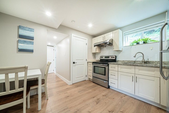 Photo 29 at 880 Jefferson Avenue, Sentinel Hill, West Vancouver