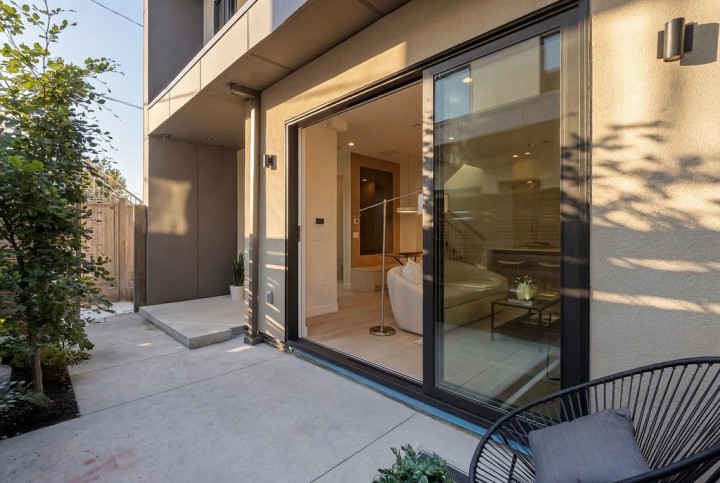 Photo 4 at 366 E 23rd Avenue, Main, Vancouver East