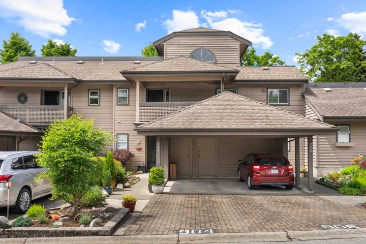 Photo 1 at 904 Roche Point Drive, Roche Point, North Vancouver