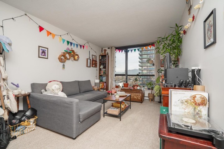 Photo 6 at 906 - 3438 Vanness Avenue, Collingwood VE, Vancouver East