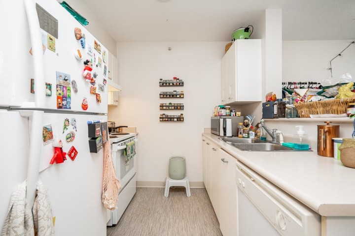 Photo 13 at 906 - 3438 Vanness Avenue, Collingwood VE, Vancouver East