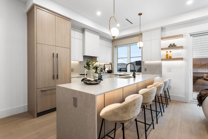Photo 6 at 2 - 3275 Graveley Street, Renfrew VE, Vancouver East