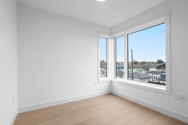 Photo 13 at 2 - 3275 Graveley Street, Renfrew VE, Vancouver East