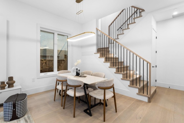 Photo 5 at 2 - 3275 Graveley Street, Renfrew VE, Vancouver East