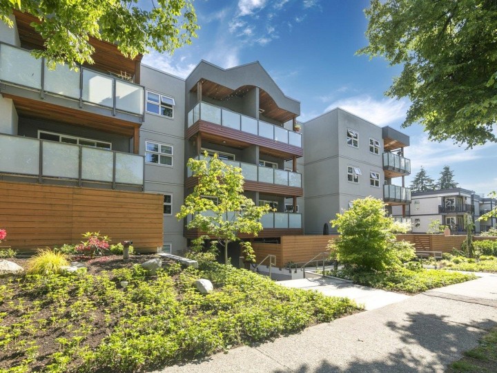 Photo 1 at 403 - 570 E 8th Avenue, Mount Pleasant VE, Vancouver East