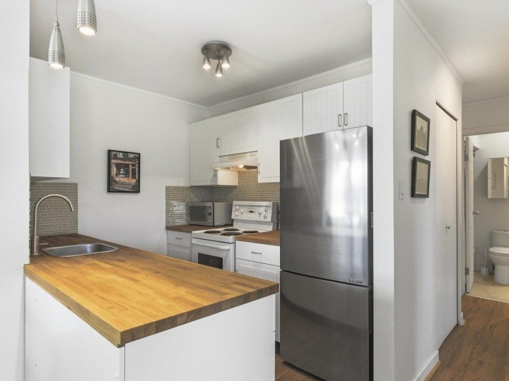Photo 5 at 403 - 570 E 8th Avenue, Mount Pleasant VE, Vancouver East