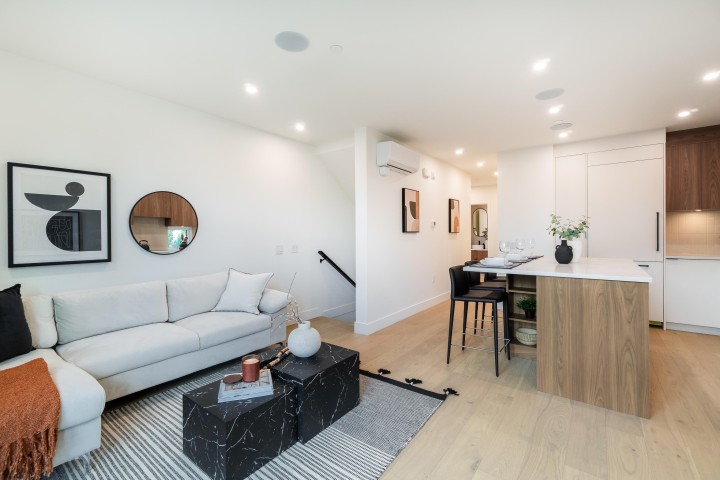 Photo 12 at 122 - 1552 E 3rd Avenue, Grandview Woodland, Vancouver East