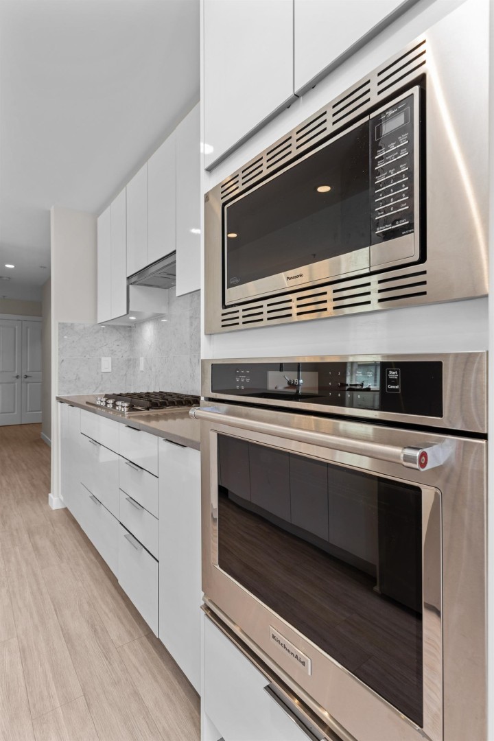 Photo 12 at 212 - 2663 Library Lane, Lynn Valley, North Vancouver