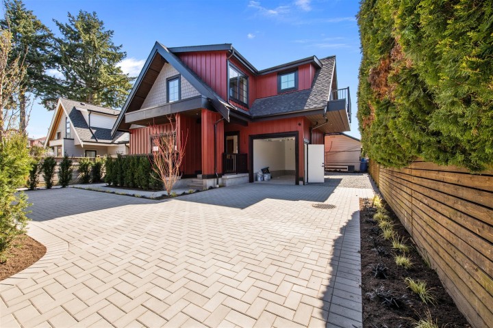 Photo 1 at 1168 E 26th Avenue, Knight, Vancouver East