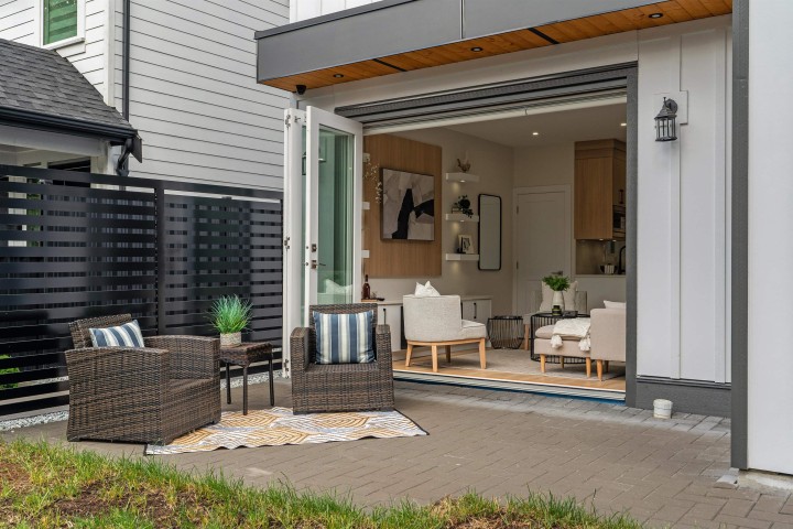 Photo 13 at 2371 Adanac Street, Hastings, Vancouver East