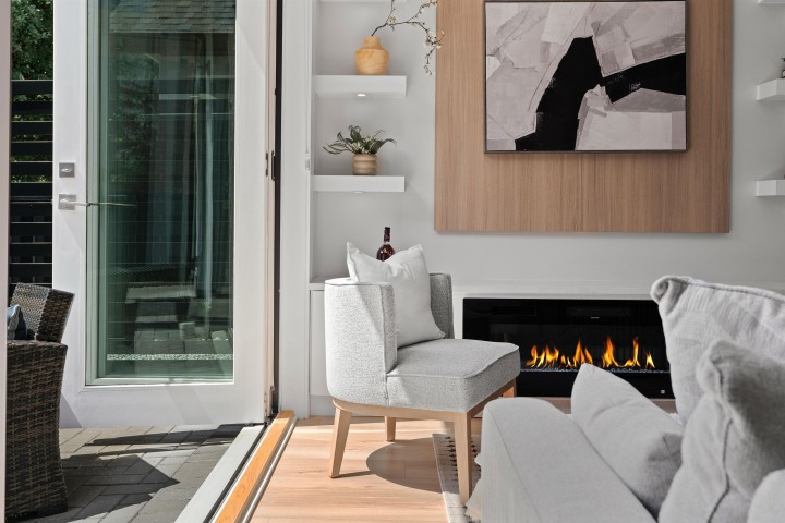 Photo 10 at 2371 Adanac Street, Hastings, Vancouver East