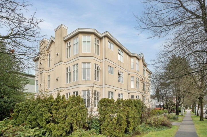 Photo 2 at 201 - 1099 W 71st Avenue, Marpole, Vancouver West