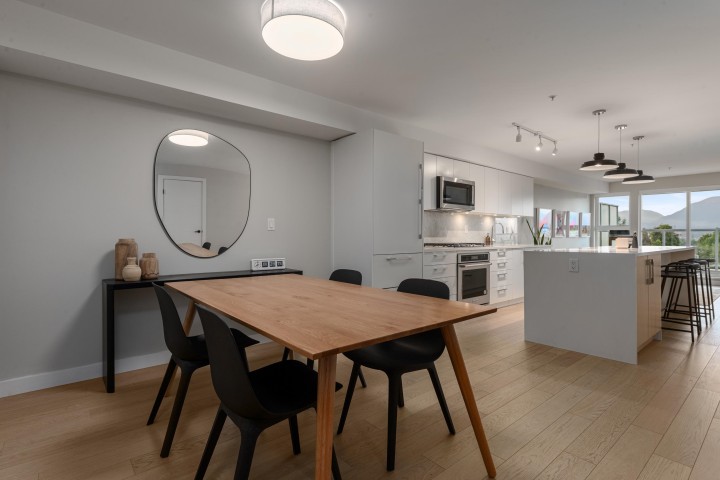 Photo 12 at 406 - 2508 Fraser Street, Mount Pleasant VE, Vancouver East