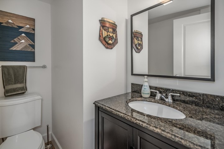 Photo 15 at 2413 W 5th Avenue, Kitsilano, Vancouver West