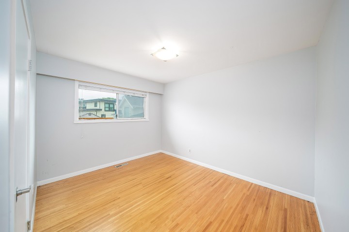 Photo 15 at 3063 Rosemont Drive, Fraserview VE, Vancouver East