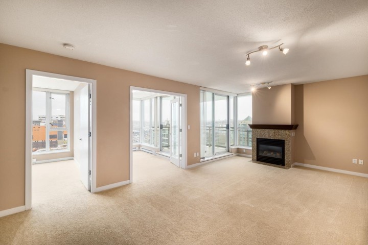 Photo 8 at 1703 - 120 Milross Avenue, Downtown VE, Vancouver East