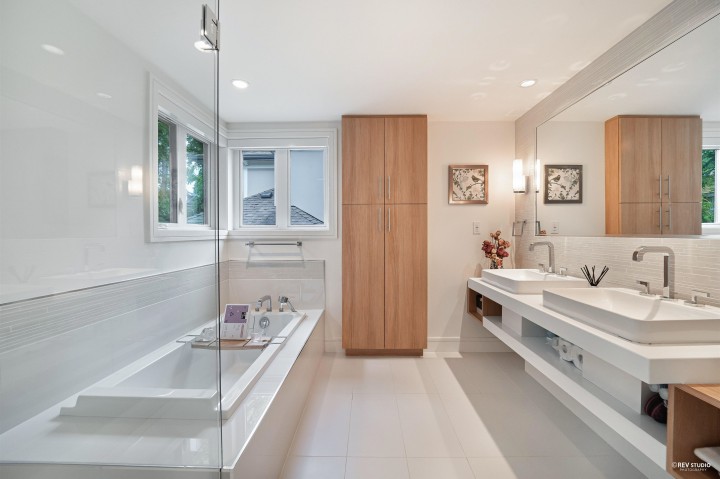 Photo 27 at 3853 W 14th Avenue, Point Grey, Vancouver West