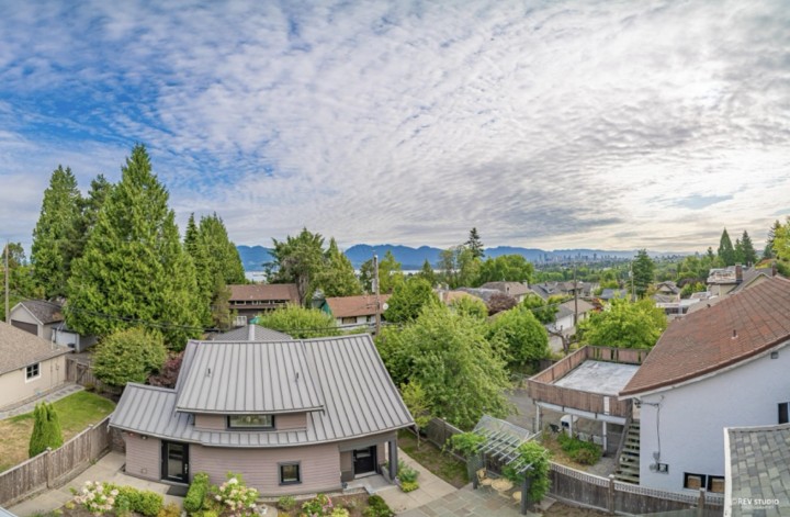 Photo 2 at 3853 W 14th Avenue, Point Grey, Vancouver West
