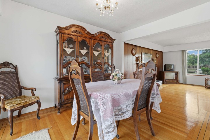 Photo 12 at 3063 Renfrew Street, Renfrew Heights, Vancouver East