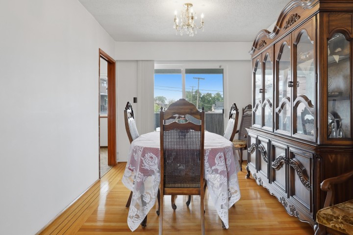 Photo 11 at 3063 Renfrew Street, Renfrew Heights, Vancouver East