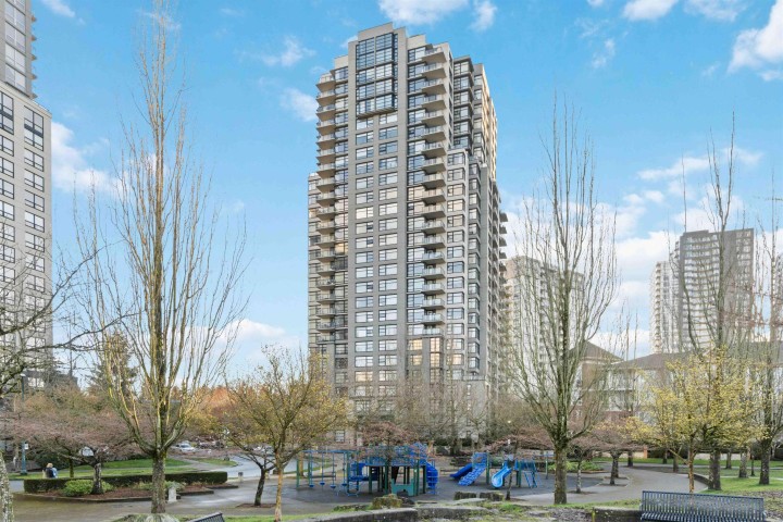 Photo 3 at 2009 - 5380 Oben Street, Collingwood VE, Vancouver East