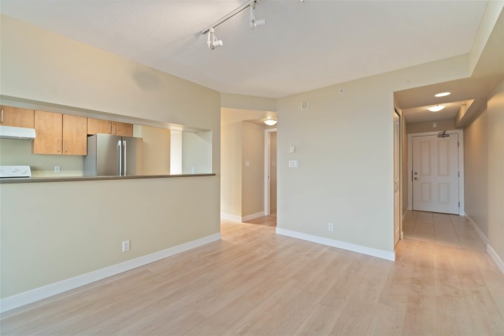Photo 15 at 2009 - 5380 Oben Street, Collingwood VE, Vancouver East