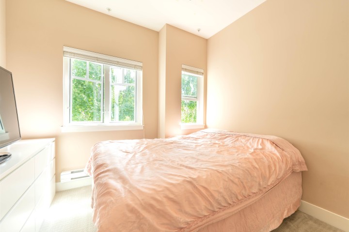 Photo 23 at 205 - 2263 Triumph Street, Hastings, Vancouver East