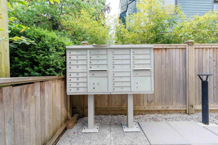 Photo 29 at 205 - 2263 Triumph Street, Hastings, Vancouver East