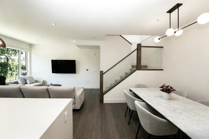 Photo 4 at 6840 Oak Street, South Cambie, Vancouver West