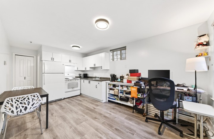 Photo 29 at 535 E 53rd Avenue, South Vancouver, Vancouver East