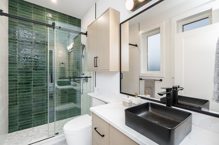 Photo 13 at 2 - 2753 Nanaimo Street, Grandview Woodland, Vancouver East